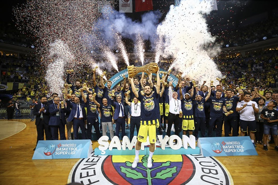 Basketbolda şampiyon Fenerbahçe Doğuş oldu