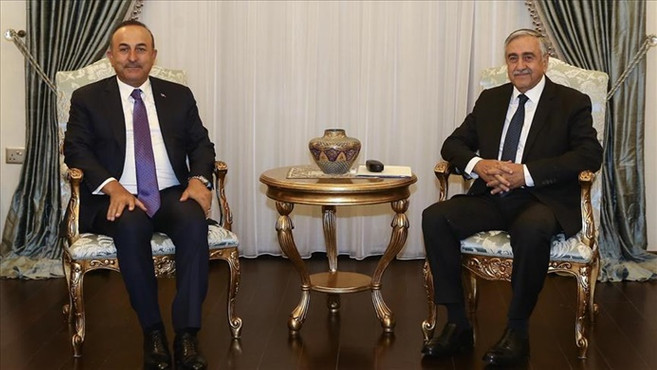 Akıncı, Dışişleri Bakanı Çavuşoğlu'nu kabul etti