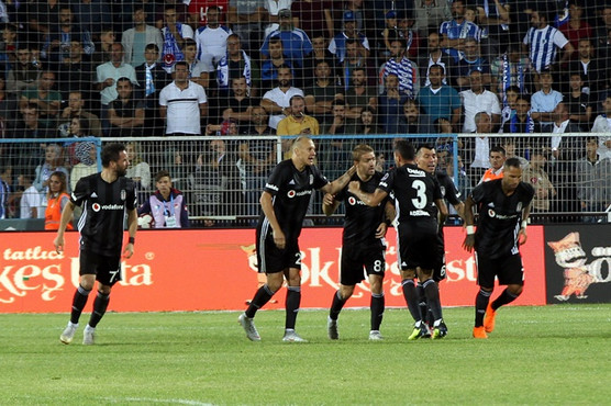 Beşiktaş, Erzurumspor'u 3 golle geçti