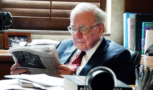 Buffett: Hepimiz dominoyuz ve birbirimize çok yakınız