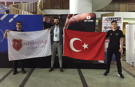 Türk öğrencilerden robotik yarışmasında uluslararası başarı