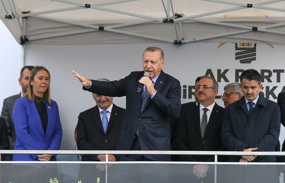 Erdoğan: Ben cumhurbaşkanlığımı ortaya koyuyorum sen genel başkanlığını ortaya koyabiliyor musun?   