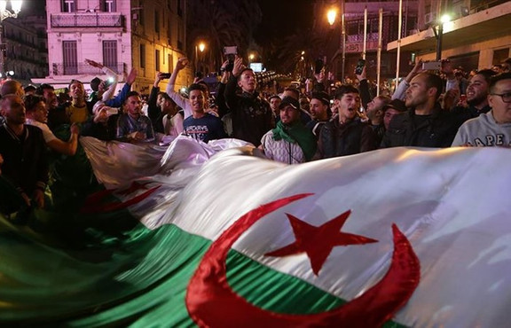 Cezayir'de seçim tarihi açıklandı