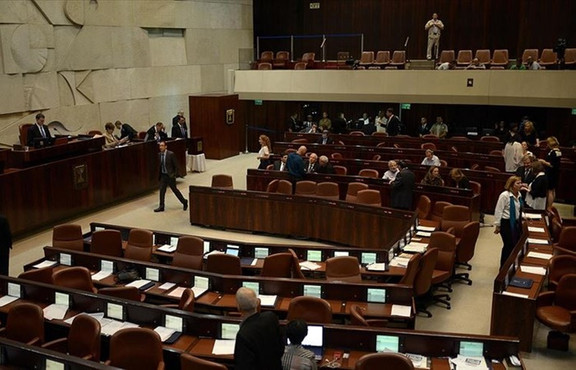 İsrail'de meclisin feshedilmesi oylandı