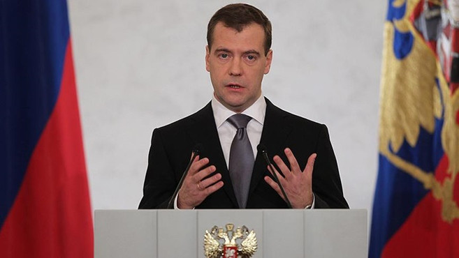 Rusya'da Medvedev hükümeti istifa etti