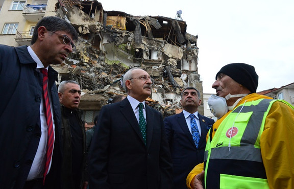 Kemal Kılıçdaroğlu deprem bölgesini ziyaret etti