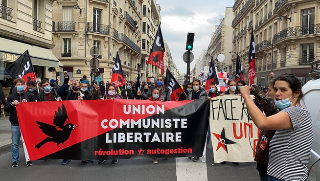 Fransa'da işçi sendikaları ve göçmenlerden hükümet protestosu