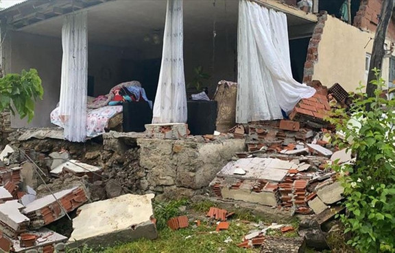Bingöl'de 5,7 büyüklüğünde deprem