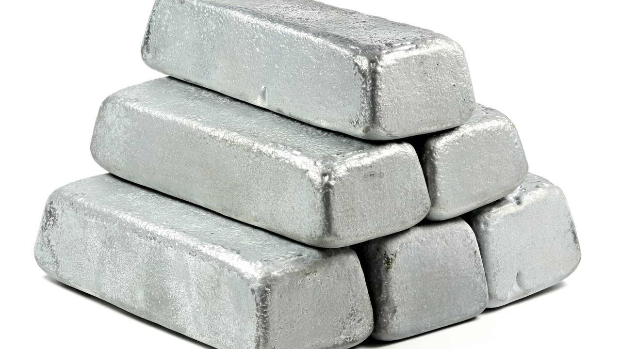 Цинк материал. Цинк металл. Анод цинк на вал 20мм. National high grade zinc слиток. Лист оцинковка 0.