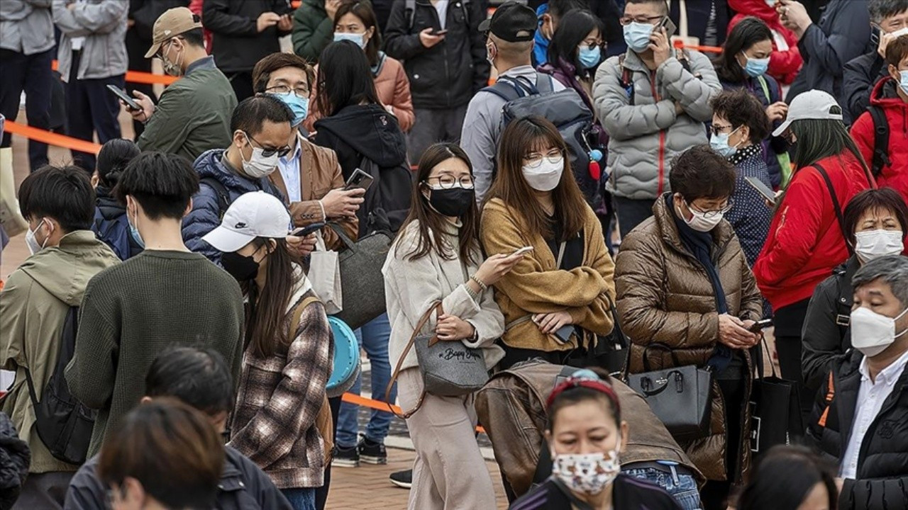 Çin'de COVID-19 kısıtlamaları: 80 bin turist mahsur kaldı