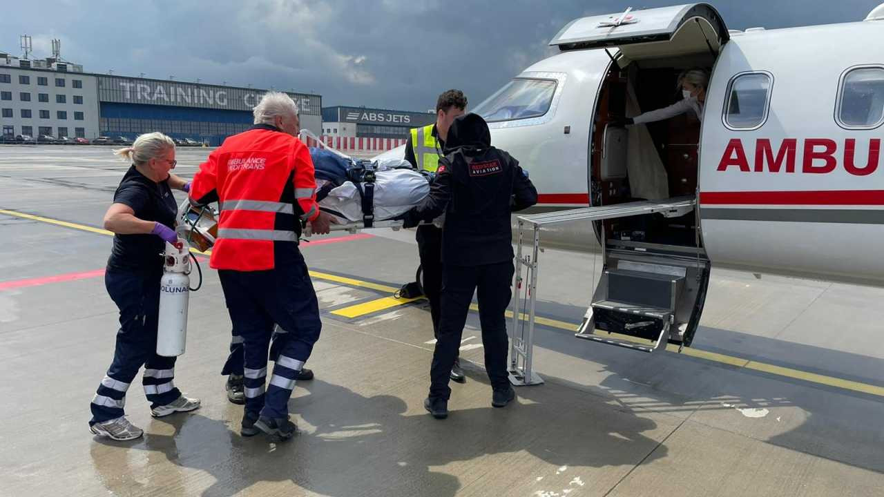 Sağlık BakanlığIı, Çekya’da hava ambulans gönderdi