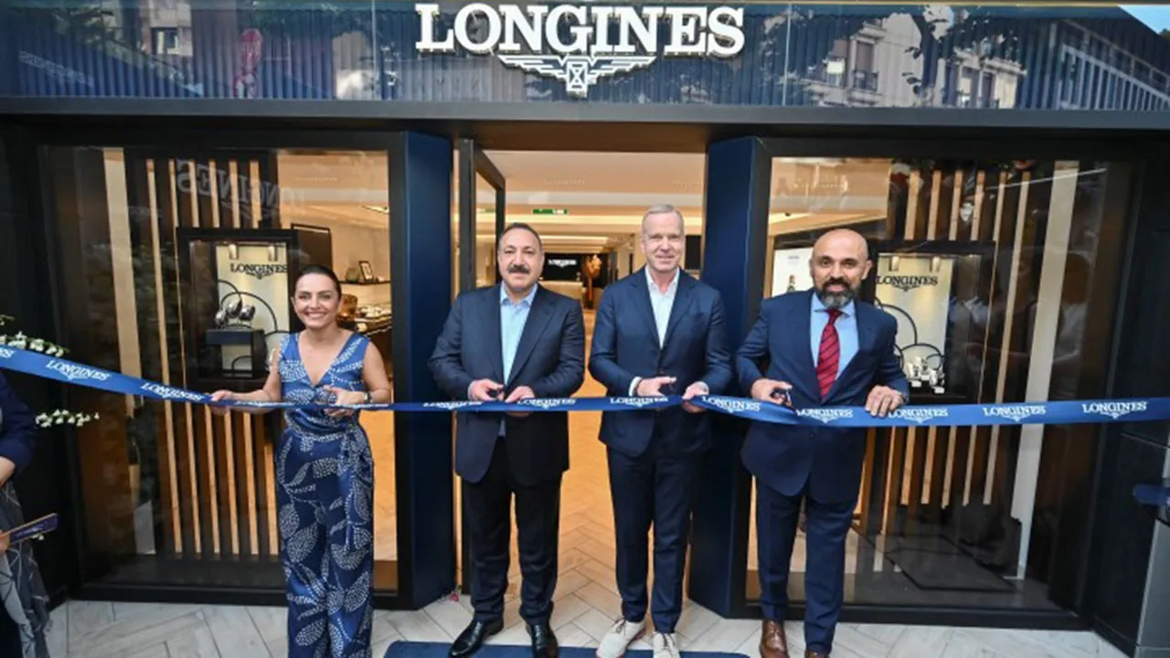 Longines T rkiye deki ilk buti ini Ni anta nda a t D nya Gazetesi