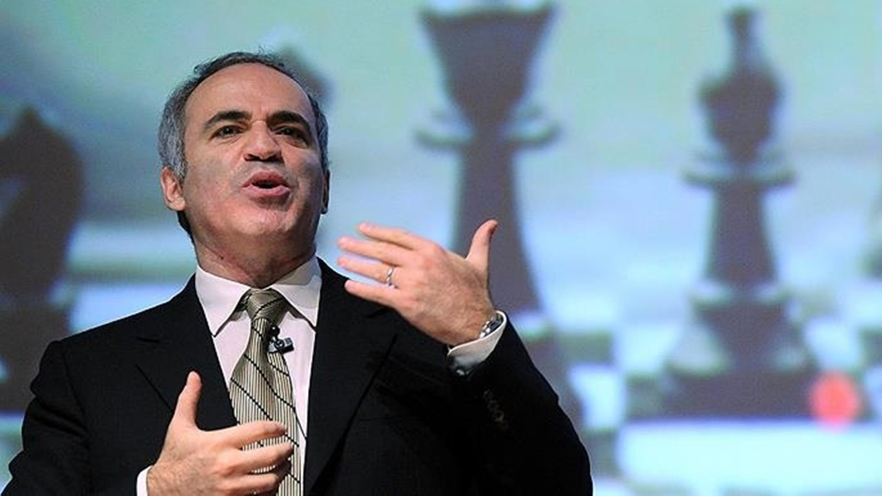 Satranç efsanesi Kasparov'dan Putin çıkışı: 'Bir sonraki hedefi ben olabilirim'