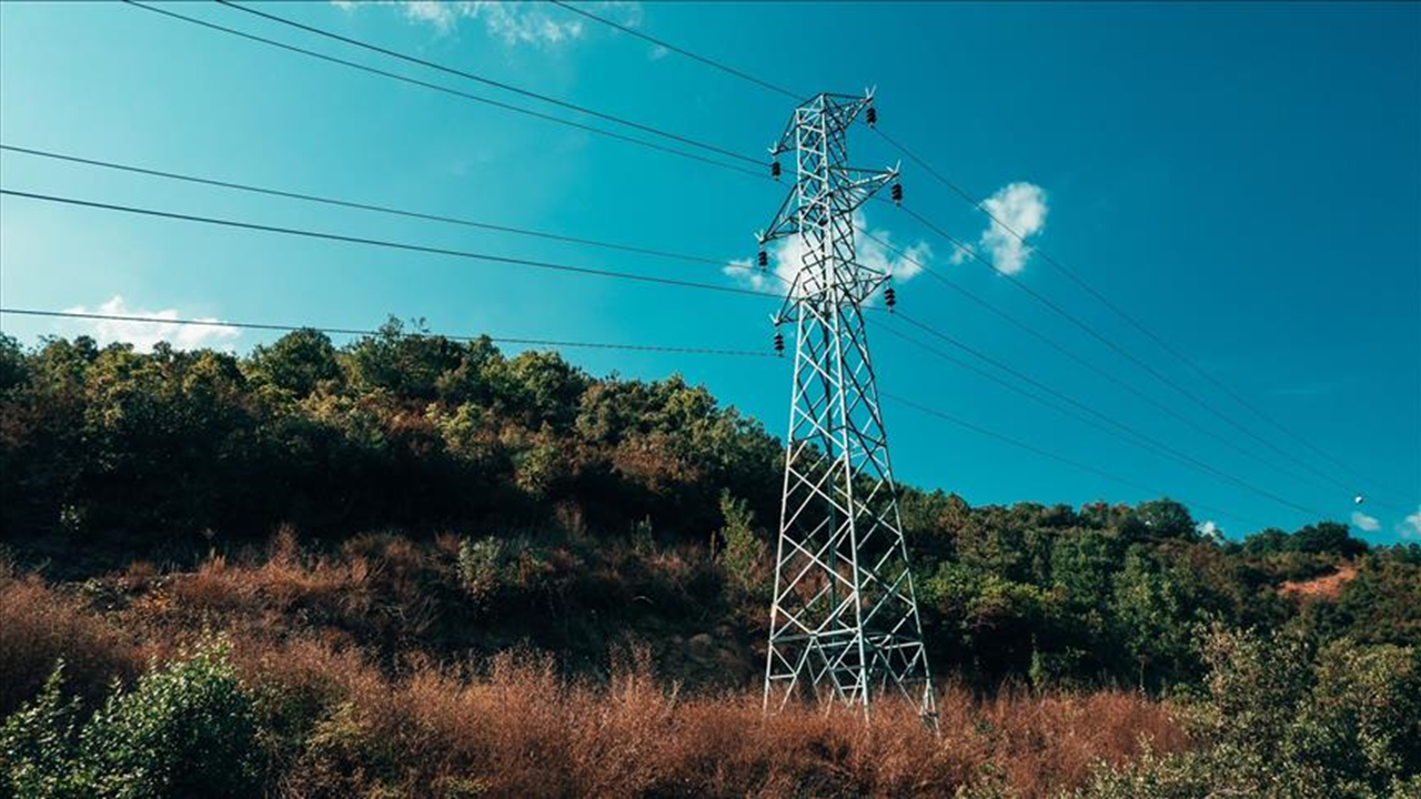 Günlük elektrik üretim ve tüketim verileri (25 Ekim 2024)