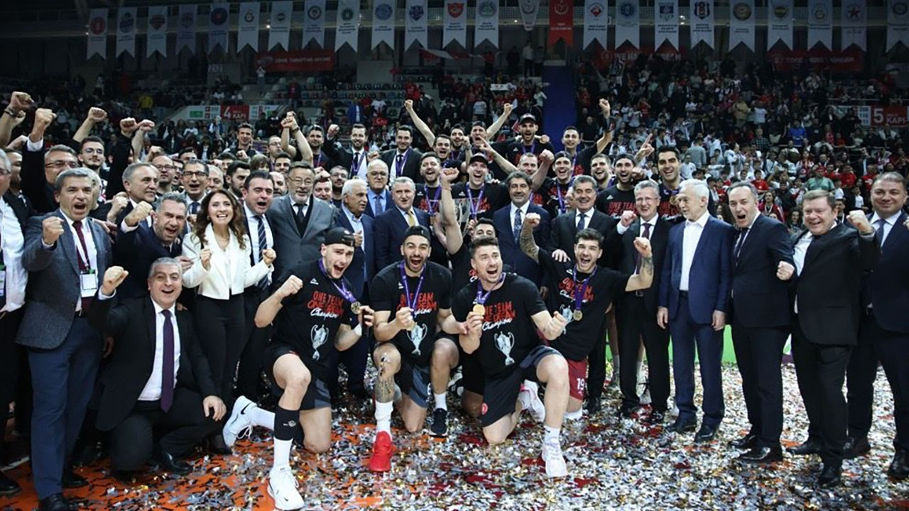Ziraat Bankkart, CEV Kupası’nı Türkiye’ye getirdi