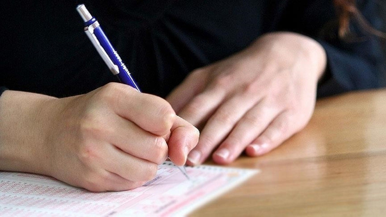 Anadolu Üniversitesi Açıköğretim Fakültesi sınavları ne zaman? AÖF sınav giriş belgesi 2025