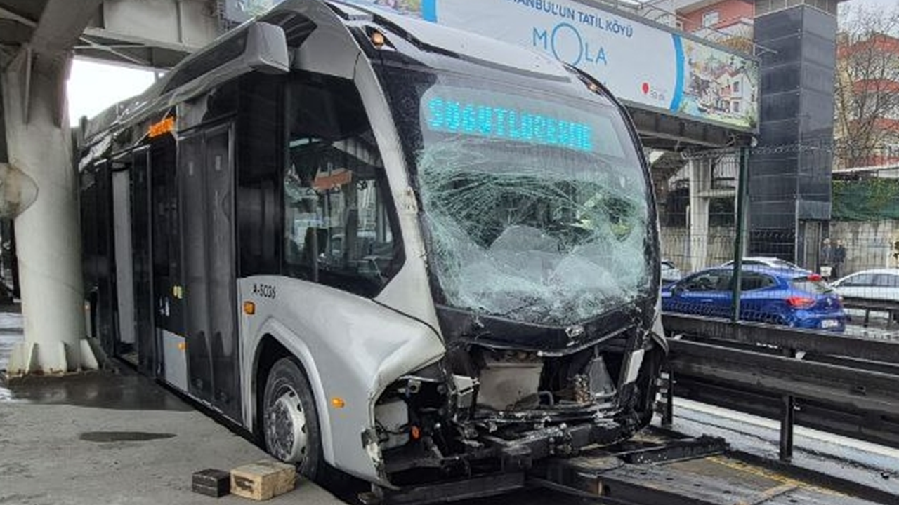 İstanbul Avcılar'da metrobüs kazası! 16 kişi yaralandı