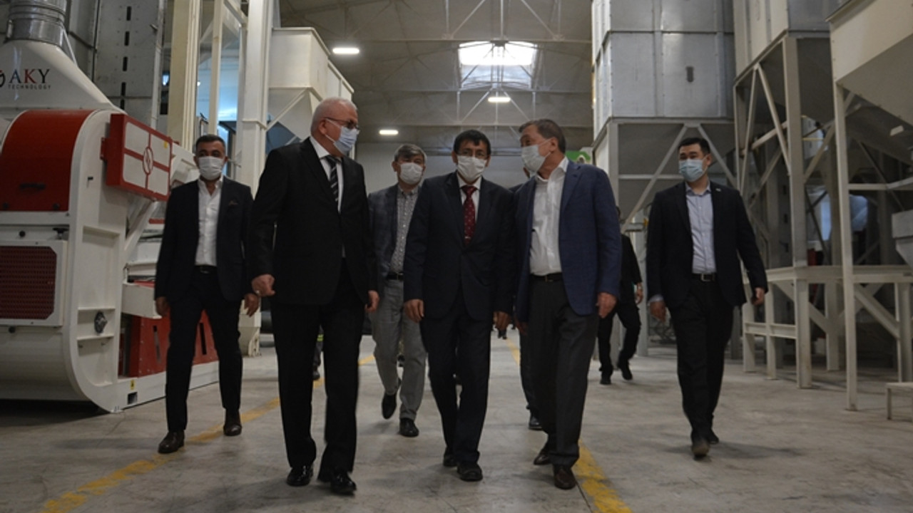 Dervişoğlu’ndan Kazakistan’a bakliyat fabrikası Dünya Gazetesi