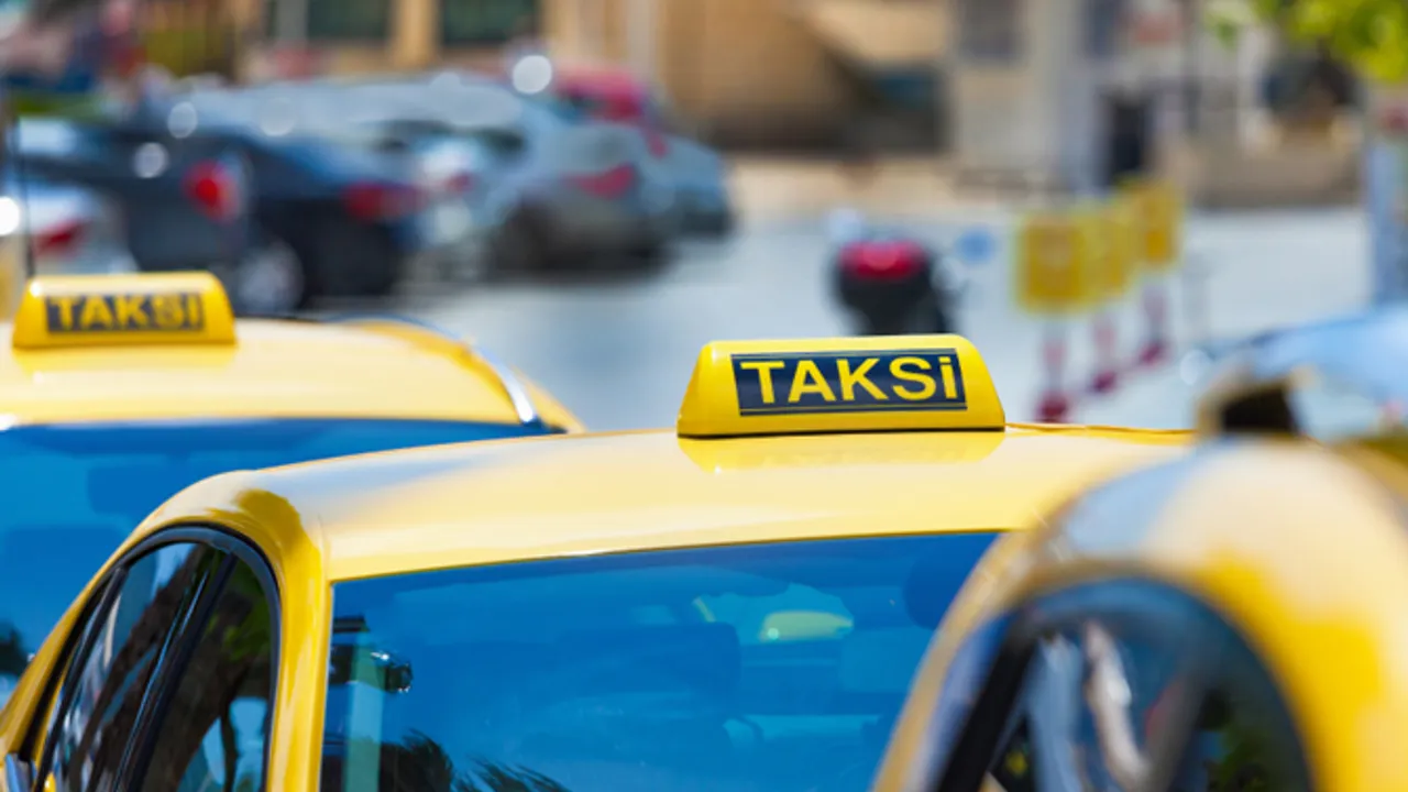 Antalya Da Taksi Acilis Ucretine Yuzde 37 5 Zam Dunya Gazetesi
