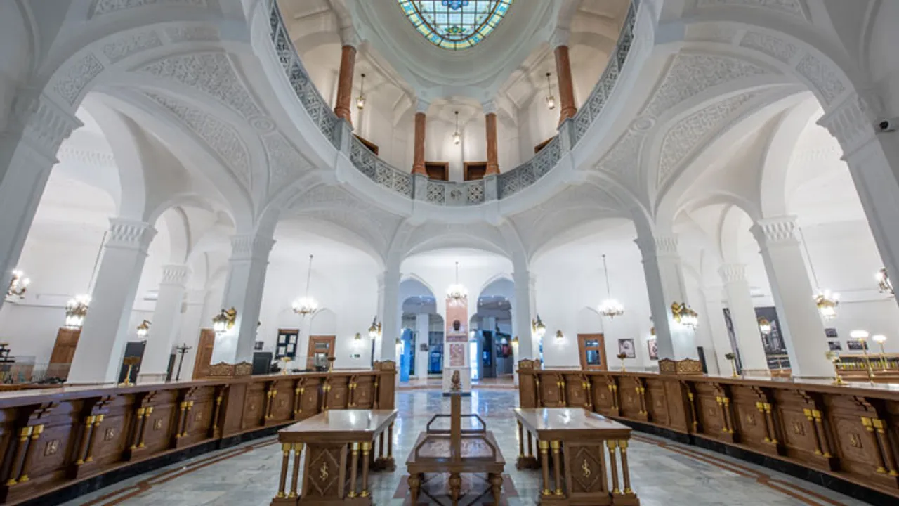 is bankasi nin ulus taki tarihi binasi
