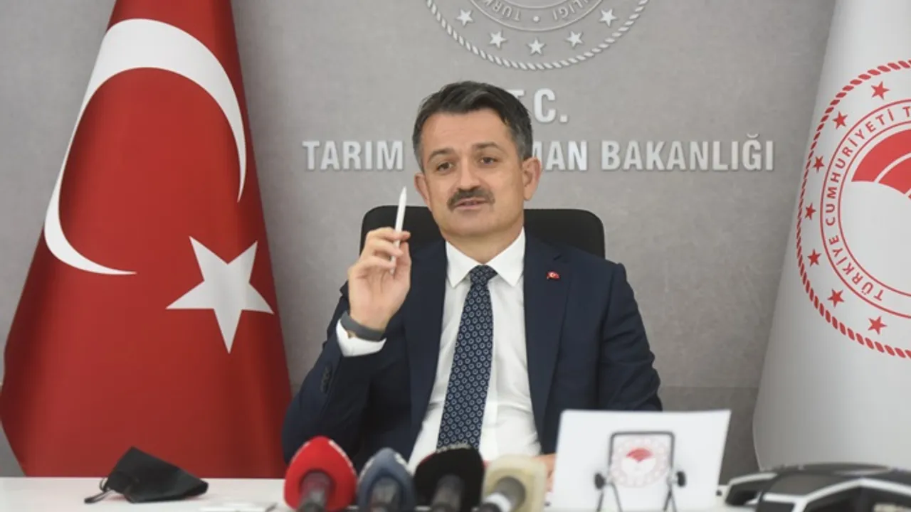 Bakan Pakdemirli Kuru Uzum Fiyatini 12 5 Liranin Altina Dusurmeyecegiz Dunya Gazetesi