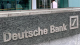 Deutsche Bank'ta düşüş sürüyor