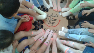 1 TL ile 60 bin çocuk sevinecek!