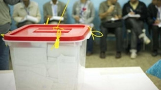 Tunuslular sandık başında