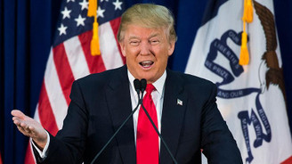Trump, 'işçi dostu' anlaşmayı imzaladı