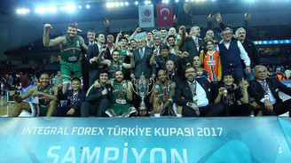 Banvit tarihinde ilk kez Türkiye Kupası'nı kazandı