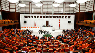 Türk askerinin Lübnan'daki görev süresi uzatıldı