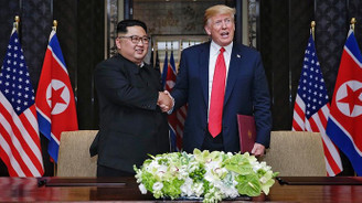 Trump: Kim ile tekrar görüşmeyi dört gözle bekliyorum