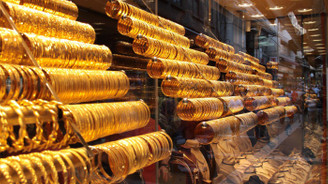Gram altın fiyatı 215 lira seviyesinde