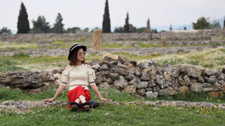 Çinli turist Pamukkale'yi sevdi