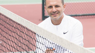 Şirkete spor koçu getiren tenisçi CEO