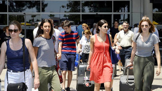Antalya'da yabancı turiste yer kalmayabilir