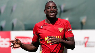 Demba Ba Çin'e döndü
