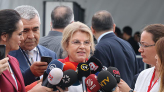 Çiller Yenikapı'da: Milli şuurla buradayım