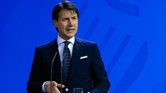 Conte: İkincil göçmen akışını kabul edemeyiz