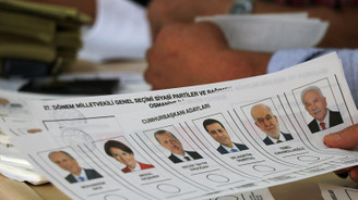 Siyasiler sandık başında