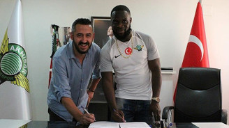 Akhisarspor Elvis Manu'yu transfer etti