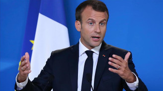 Macron'dan Sırbistan'ın AB üyeliğine 'şartlı evet'