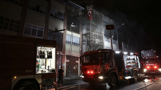 Bayrampaşa'da çorap atölyesinde yangın