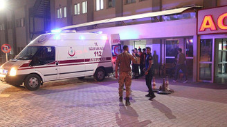 Siirt'te askeri araç devrildi: 3 asker yaralı