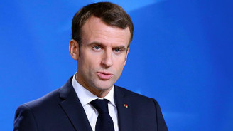 Macron: Suriye ve Irak'ta askeri varlığımız sürecek