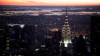 New York'un en ünlü gökdelenlerinden Chrysler binası satışa çıkarıldı