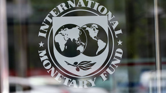 IMF, küresel büyüme tahminlerini düşürdü