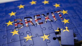 AB ve Birleşik Krallık ‘Brexit’ için anlaştı, cumartesi oylanacak