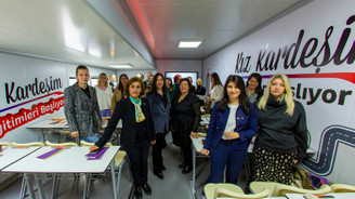 Kız Kardeşim Eğitim Tırı Bursalı kadınlarla buluştu