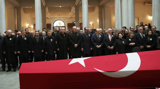 Tarihçi Prof. Dr. Kemal Karpat, son yolculuğuna uğurlanıyor